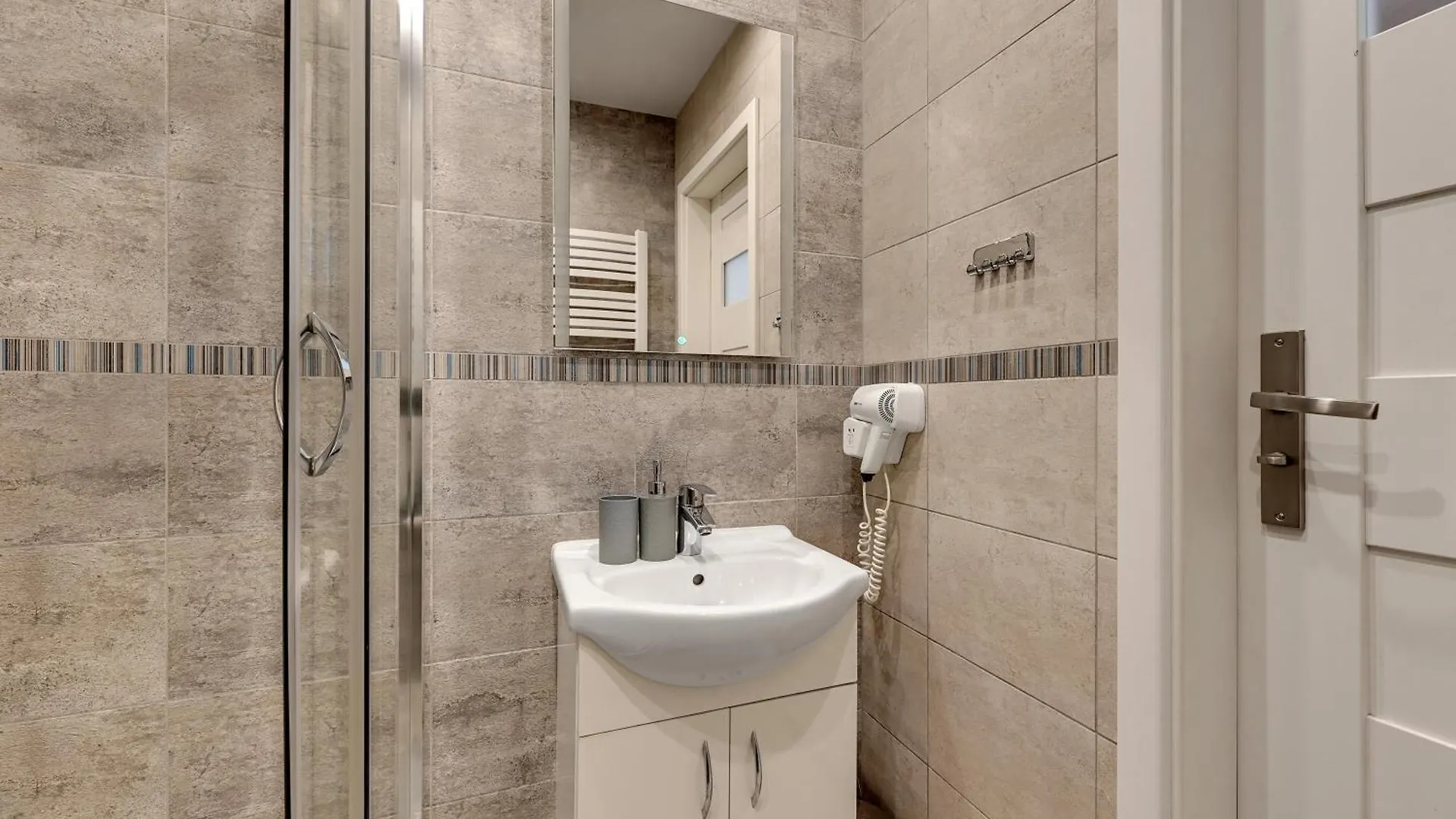 Homestay Sopot Host Patio Apartment